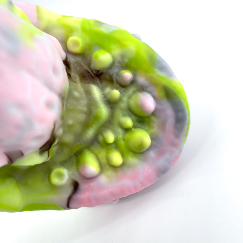 Meenus 'Pick 'n Mix' GITD small medium (OO50) FLOP