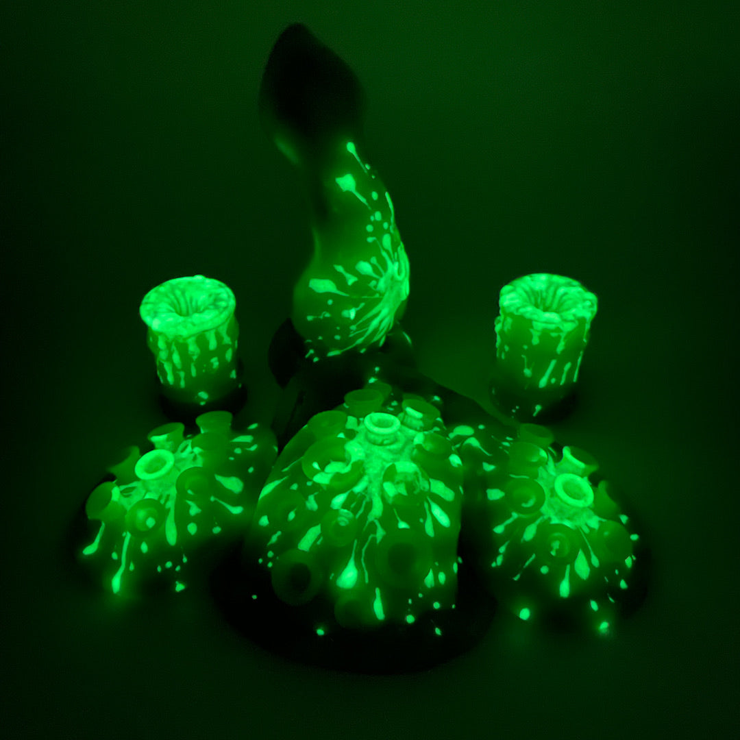 Toxxxik ‘Roll For Acid Damage!' #2 super soft (OO20) GITD mini closed-end pen/stroker (trans/ftm)