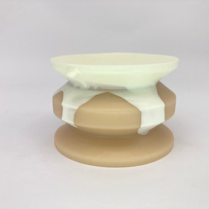 Frosted Vanilla Cake double-sided suction cup (medium)