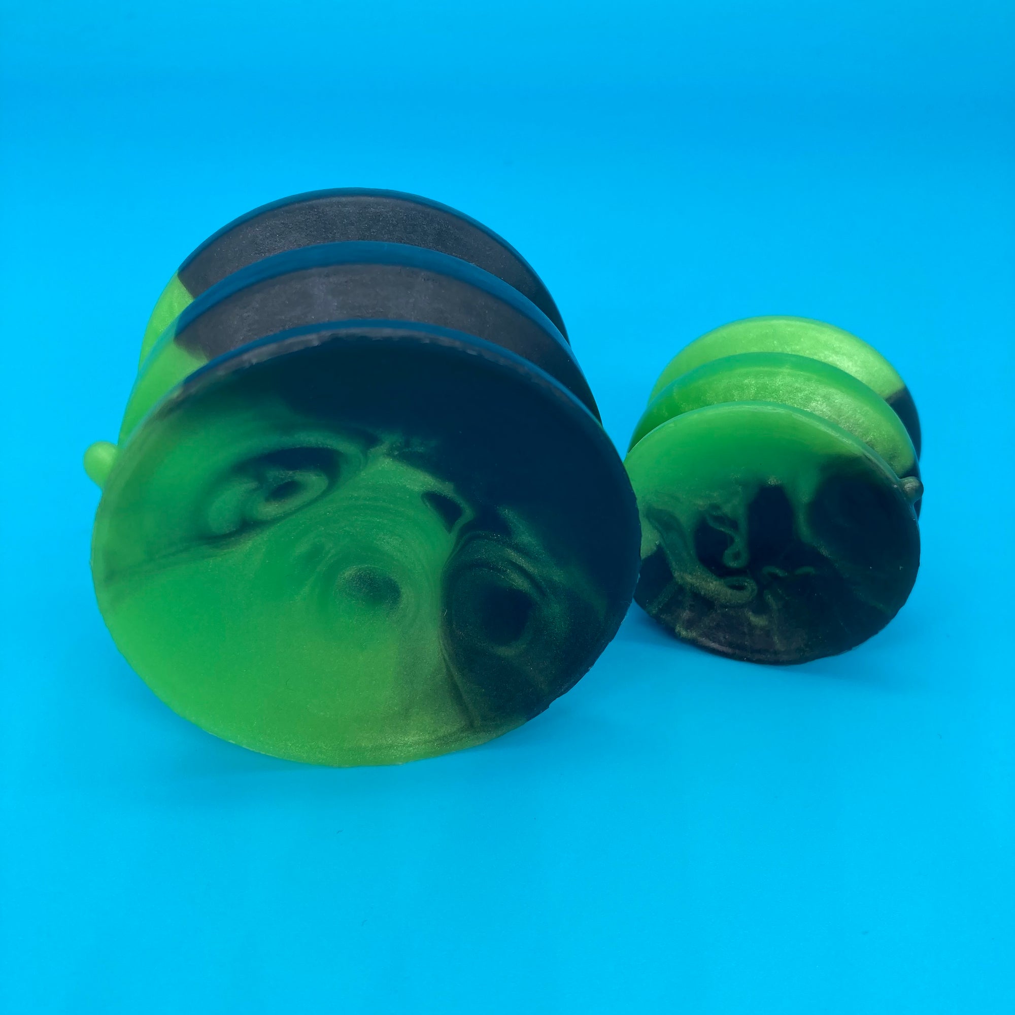 Halloween green/black double-sided suction cup set mini/small