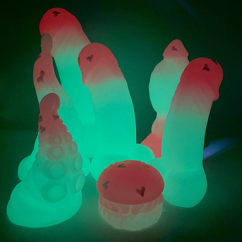 Burgore Be My Fungi GITD squishy stimtoy super soft (OO20)
