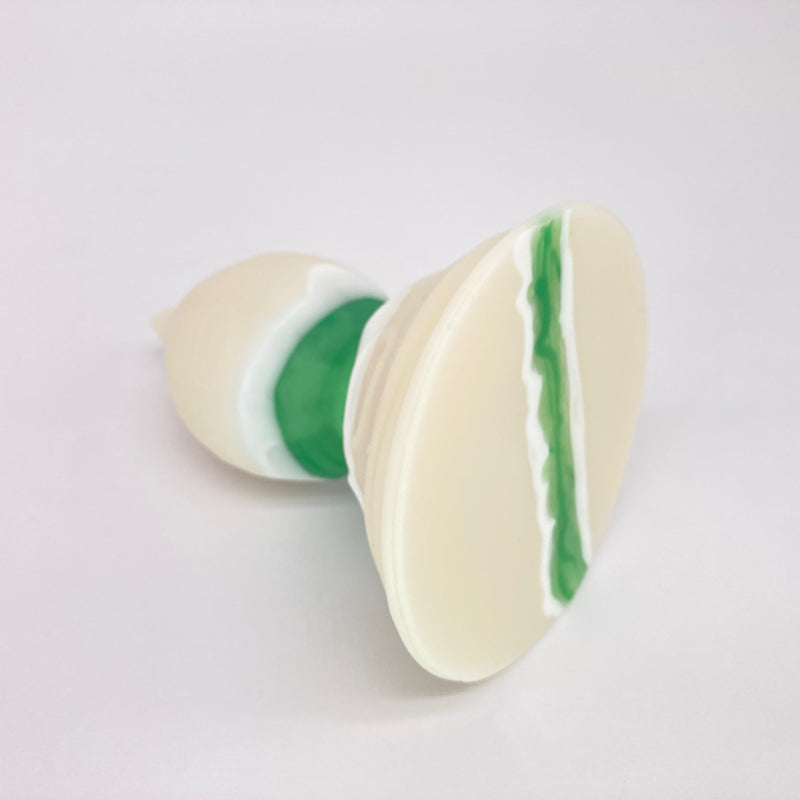 Squeezacle Cucumber Sandwich medium firm (A10)